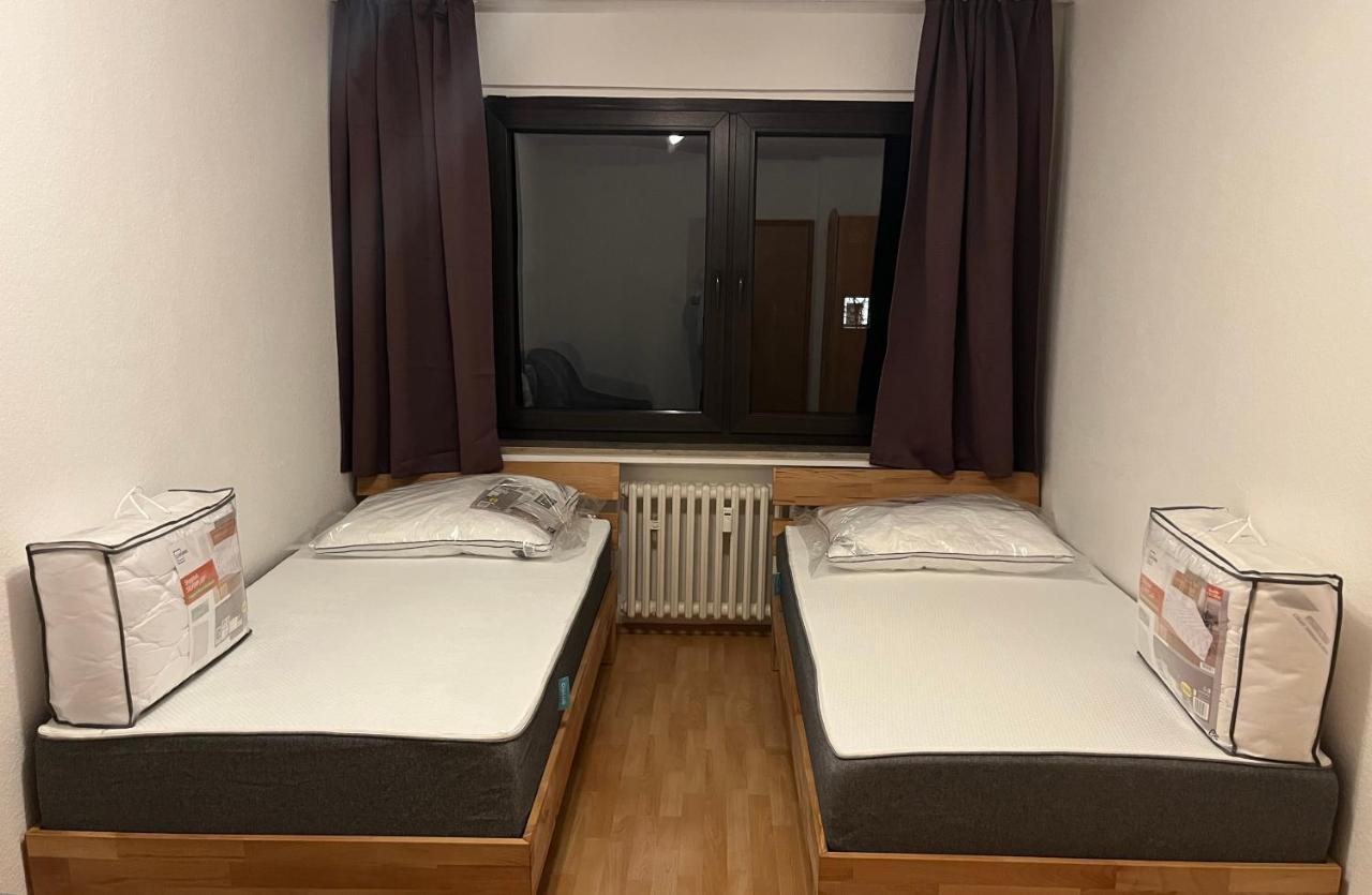 Zimmer für Monteure, Handwerker oder Reisende Essen Exterior foto